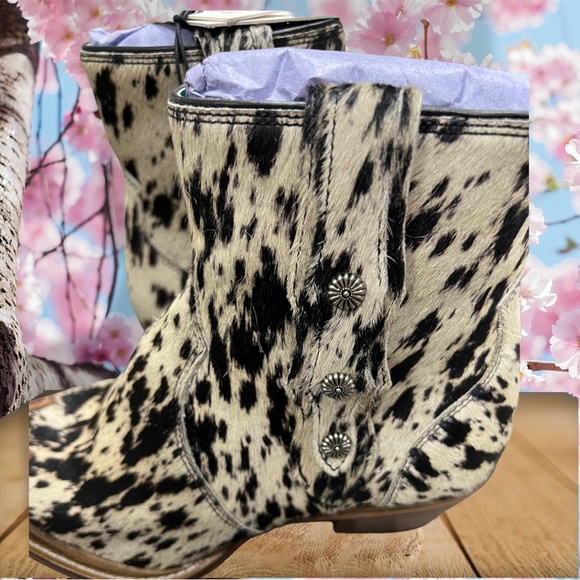 💯Hand Tooled Leather Genuine Cowhide Women Bootie Boot Boho Western Shoe Rodeo - Picture 8 of 16